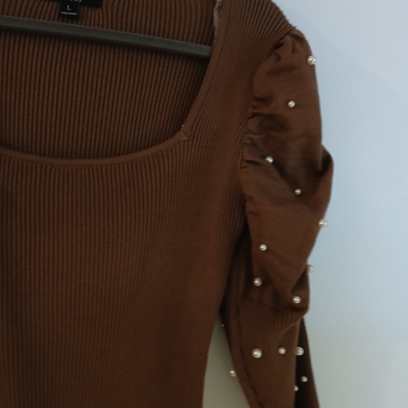 Absolutely Famous Chocolate Long Sleeve Dress with Pearl Details - Picture 4 of 4